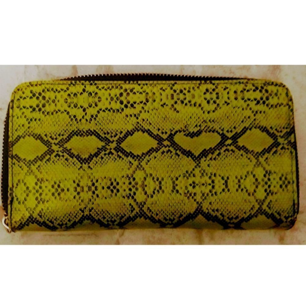 Women's Green Animal Print Wallet Full Size EUC